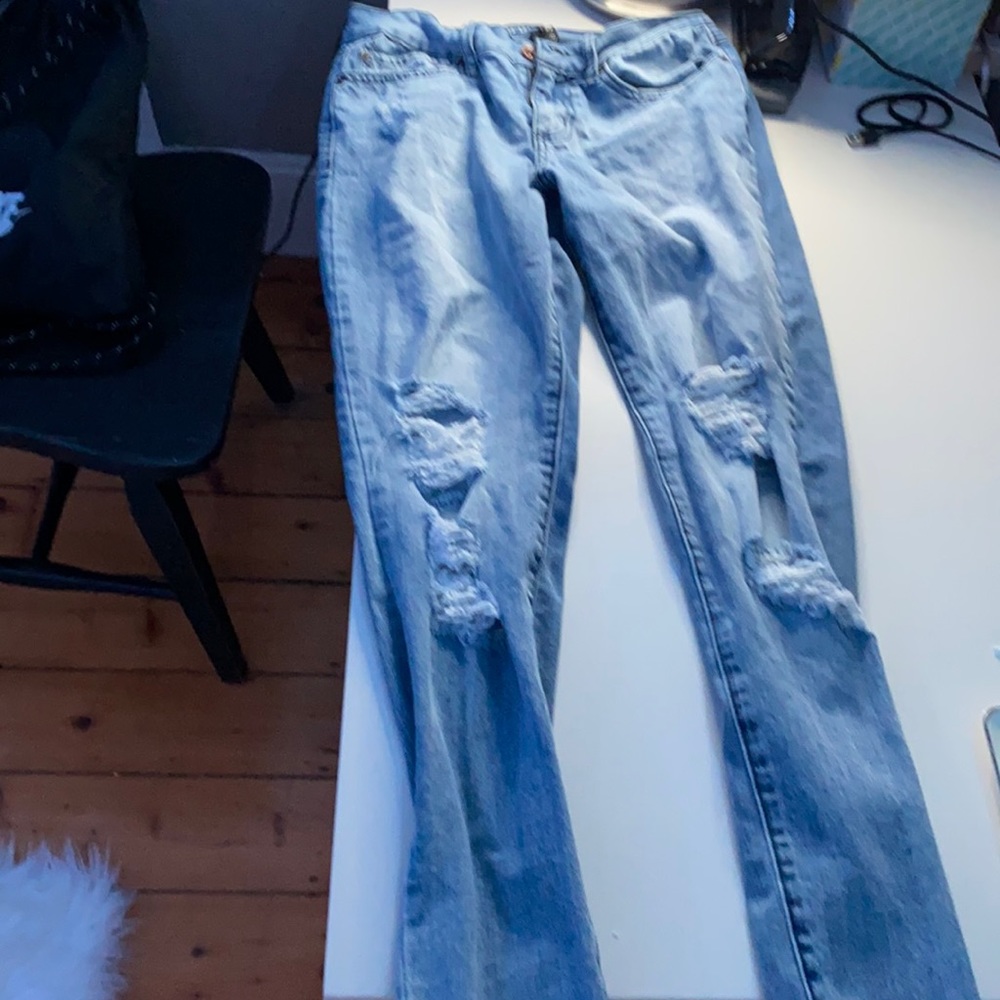 Rewash L.A Ripped Jeans! Women low rise